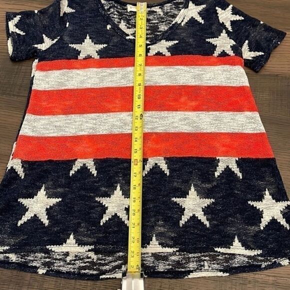 Bibi American Flag Pattern Gauze V Neck Shirt Top Size Small Made In The USA - Picture 6 of 7